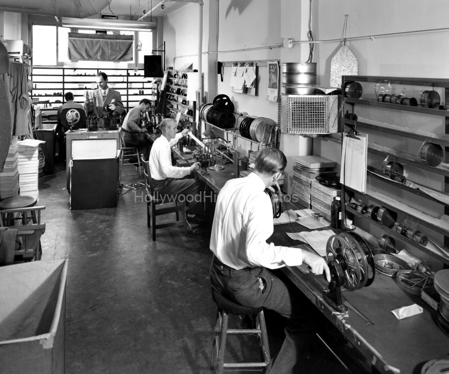 Film Editors 1945 Paramount Pictures.jpg